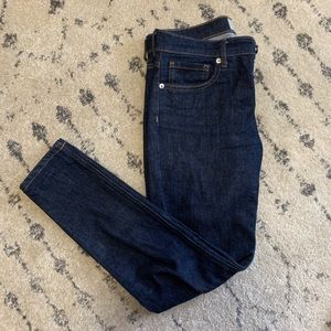 Everlane Jeans - Everlane straight leg jeans. Dark wash size 26 Everlane Jeans - Everlane straight leg jeans. Dark wash size 26